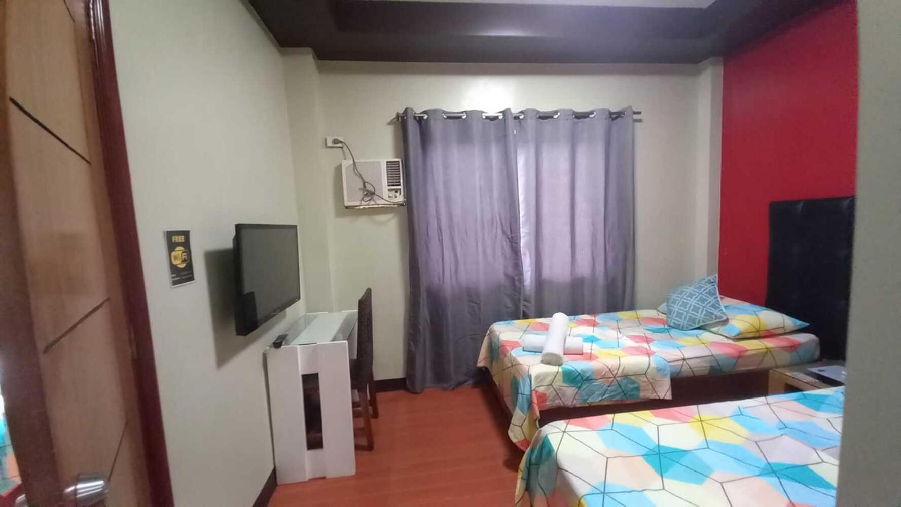 Oyo 1037 Lendes Tourist Inn Main Naga  Luaran gambar